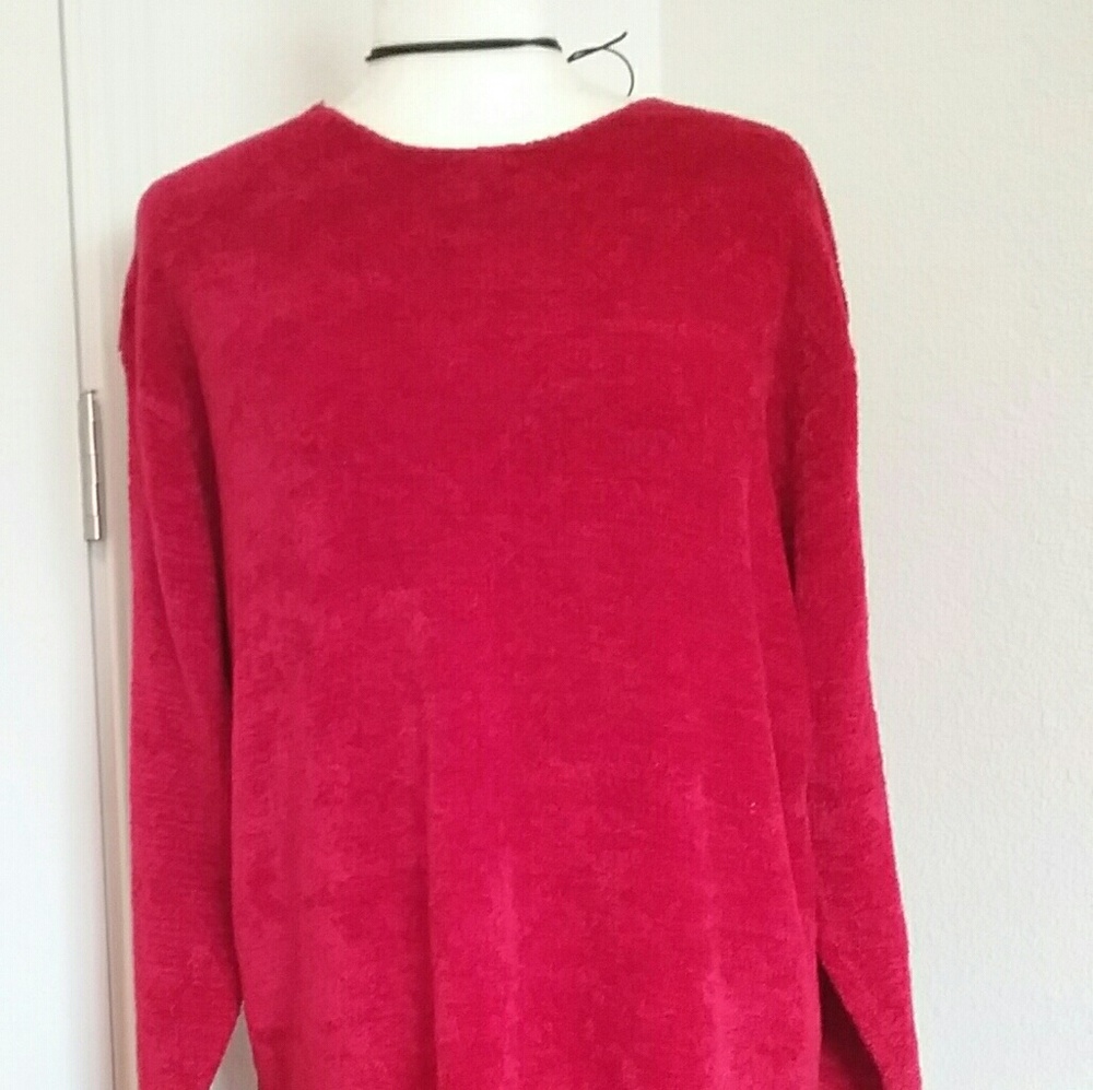 Super soft red Sweater